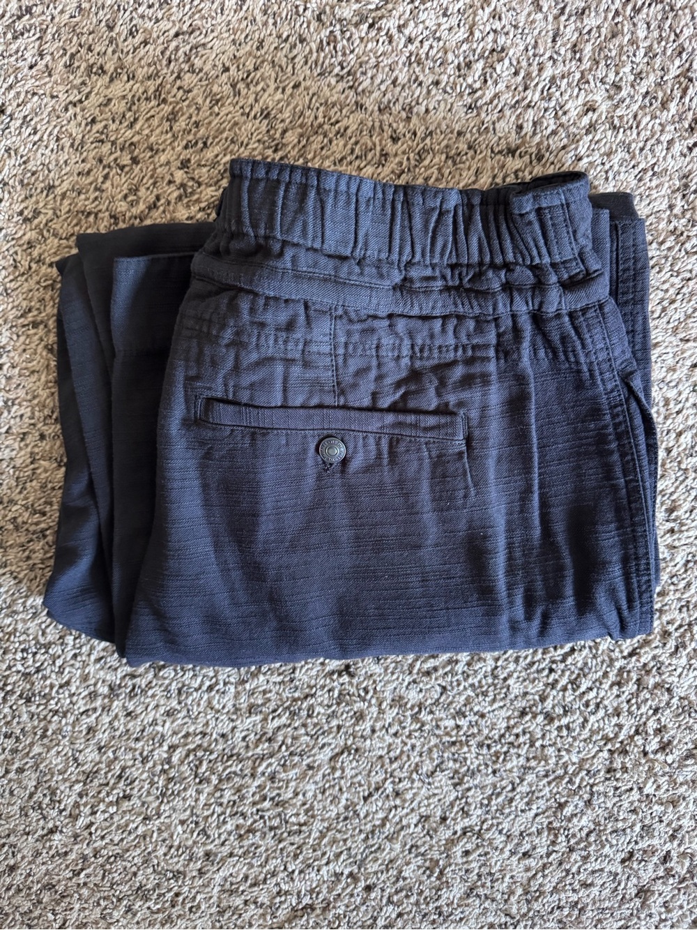 Free people/We The Free - Park Ave. Black cargo pants. Size Large.